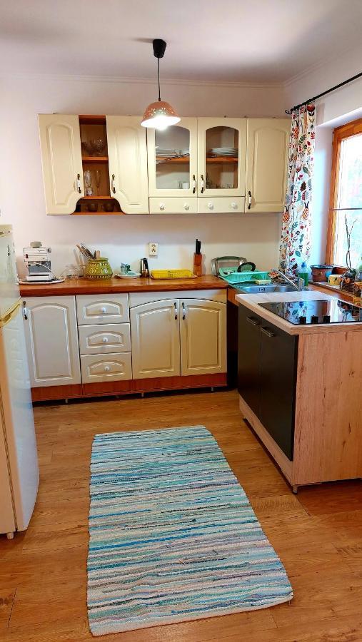 Apartament Mandula *