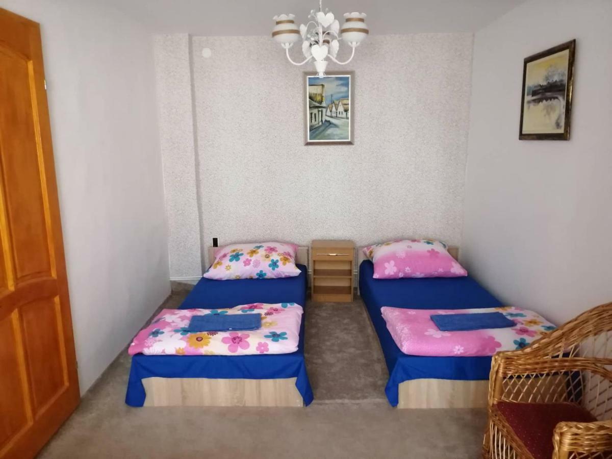 Mandula Apartament *